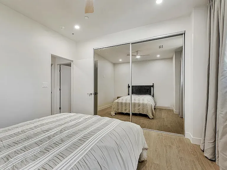 22551 Mount Eden Rd #B — Photo 11
