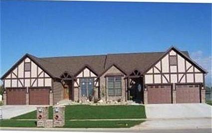 Furnished 2 Bed/2 Bath Condo