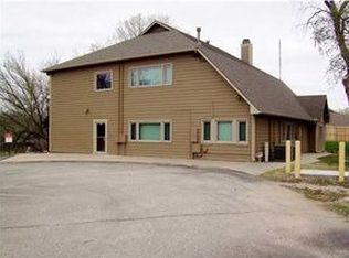 455 N Maize Rd, Wichita, KS 67212