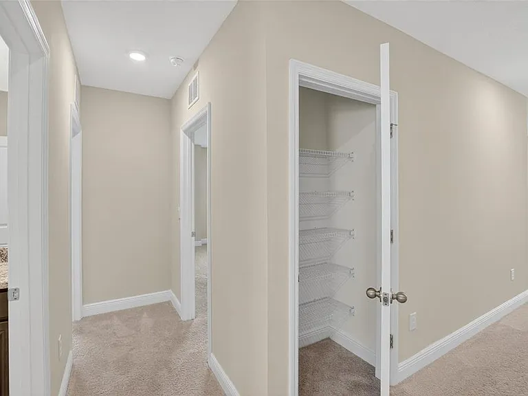2546 Warren Acres Blvd — Photo 47