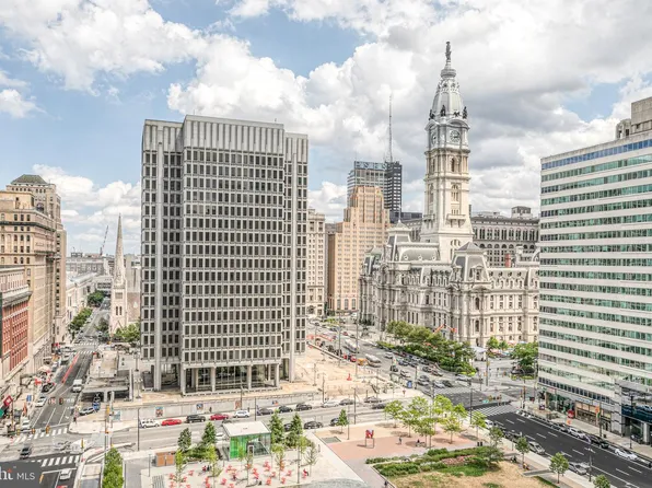 1600 Arch St APT 1418, Philadelphia, PA 19103