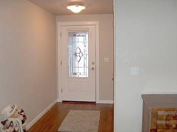 5th image of 610 Marshall Ave