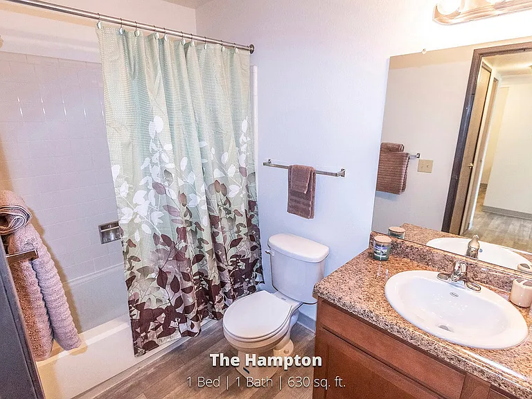 Hampton - Bathroom