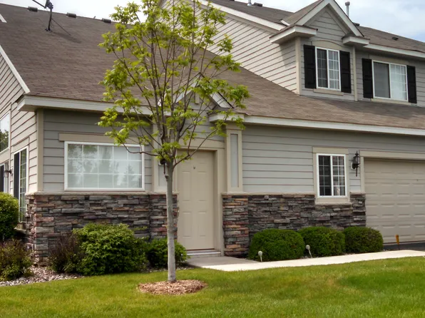 9172 Fox Ct, Victoria, MN 55386