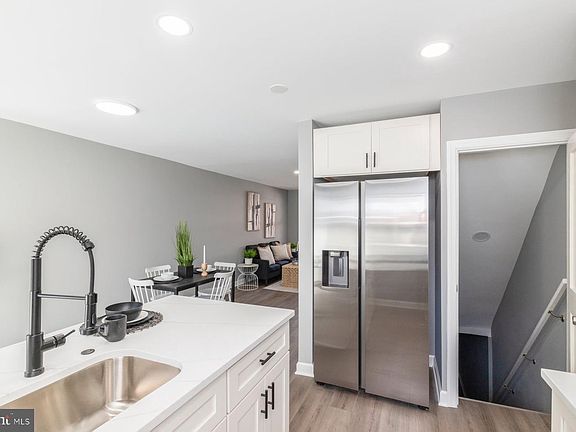 3rd image of 207 W Riverview Rd #207