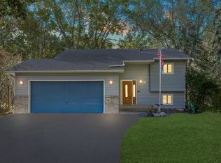 214 Douglas Dr, Buffalo, MN 55313