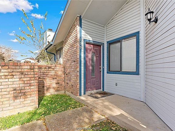 3rd image of 709 Lincoln Ave