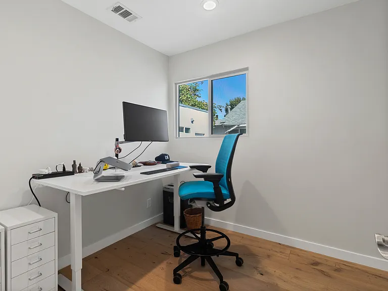 1001 N Rampart Blvd — Photo 16