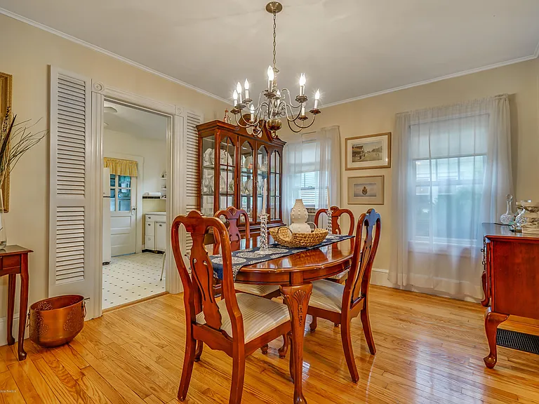 514 Brighton Ave — Photo 10