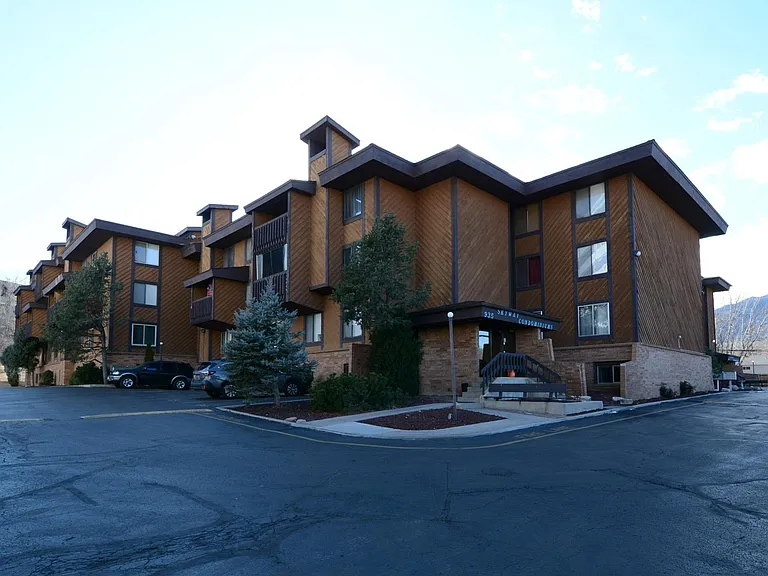 935 Saturn Dr #217 — Photo 1