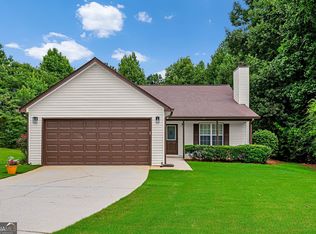 1690 Cotton Wood Ct, Hampton, GA 30228