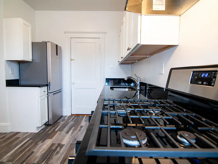 264 Kelton St #13 — Photo 4
