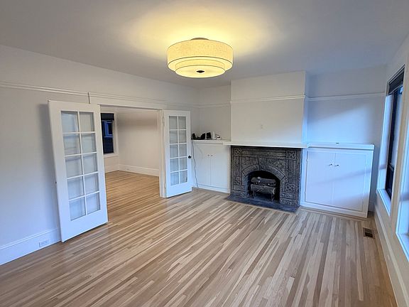 5th image of 3240 Divisadero St