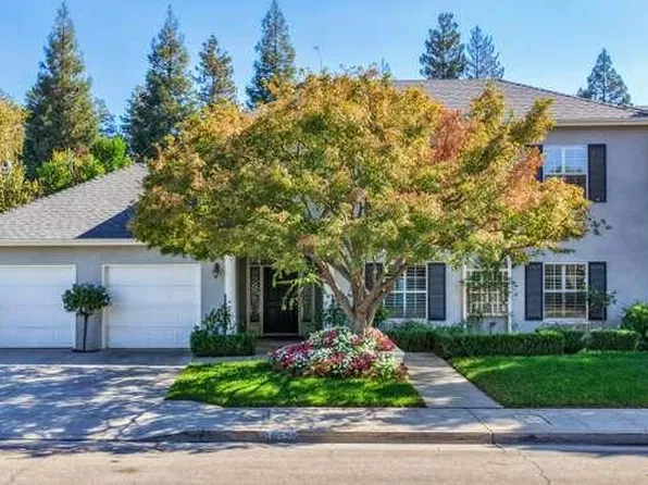 10128 N Pheasant Run Dr, Fresno, CA 93730