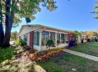 1033A Aberdeen Dr, Lakewood, NJ