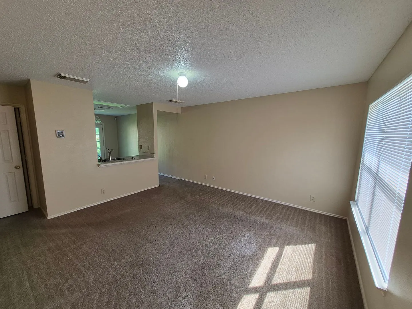 39 Weathering Creek San Antonio, Tx 78238 — Photo 2