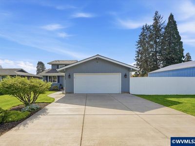 4094 5th St, Hubbard, OR, 97032