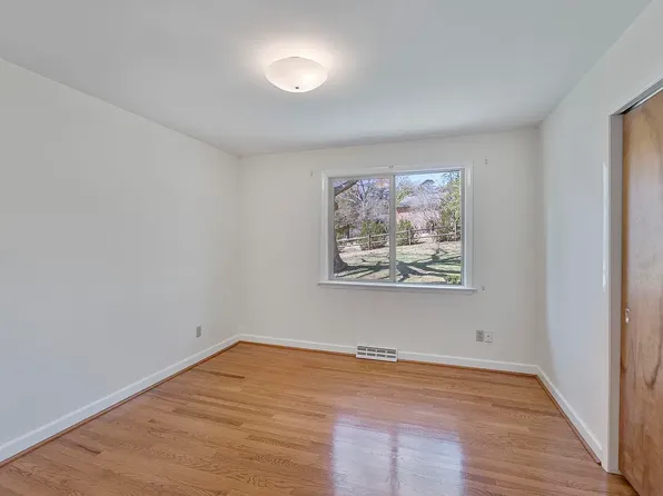 104 Cherokee Ct, Charlottesville, VA 22901