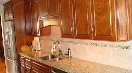 3rd image of 190 Laurelwood Dr