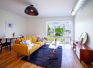548 W State St APT 301, Columbus, OH 43215