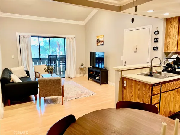 20702 El Toro Rd APT 330, Lake Forest, CA 92630