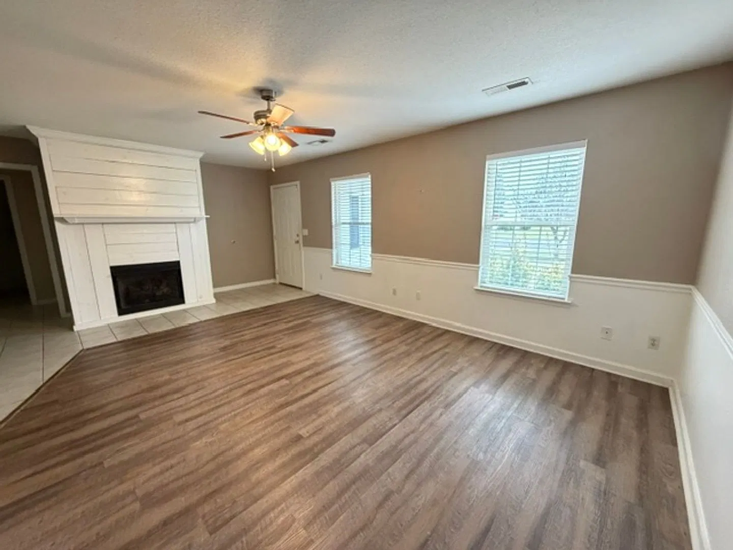 2 Bedroom 2 Bath condo (Call for appointment to view property) — Photo 3