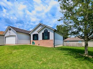 1156 S Mahogany Rd, Nixa, MO 65714