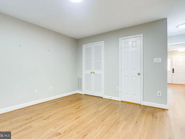 1706 S Edgewood St — Photo 30
