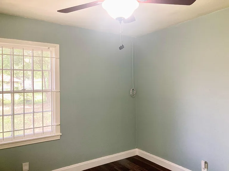 5015 Yellowstone Blvd — Photo 4