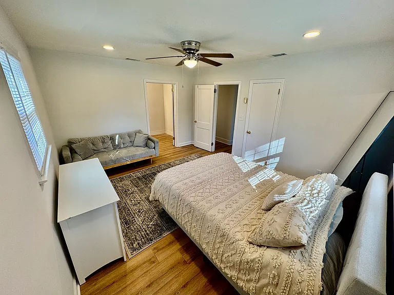 215 Whitehall Rd — Photo 8