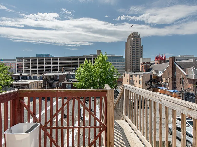 830 Chestnut St — Photo 16