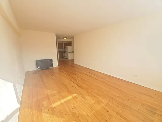 Rented by Smart NY Realty LLC | media 11