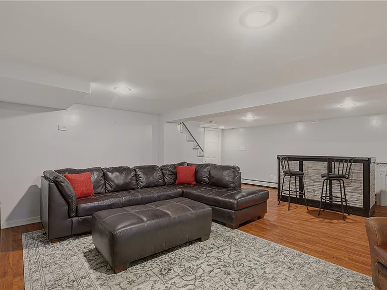 5 Seth St — Photo 22