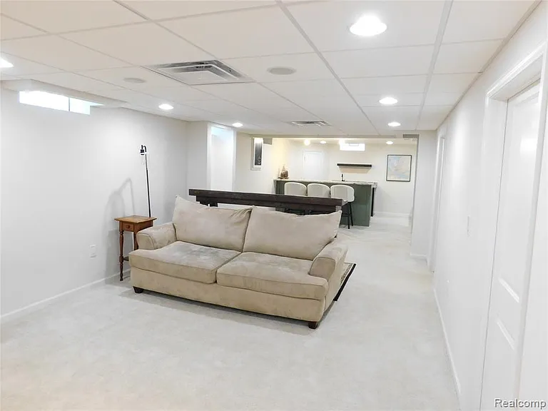 2759 Winter Dr — Photo 20