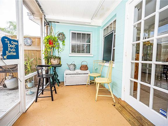 5th image of 340 W Cowles St