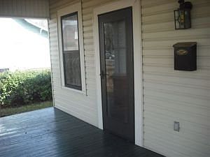 4th image of 513 S Montgomery St