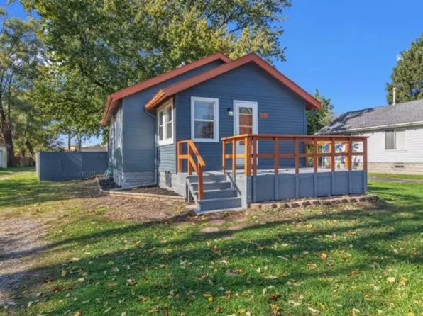 2070 Vanderburg St, Lake Station, IN 46405