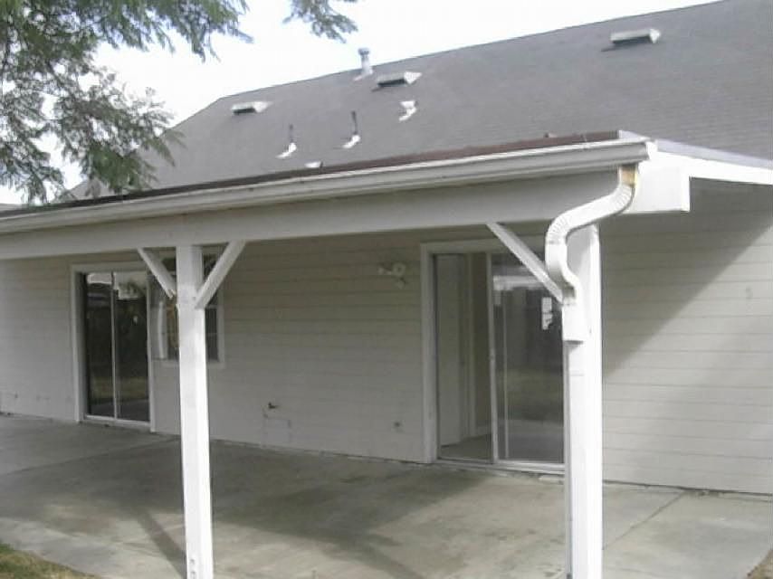 2nd image of 603 Silverwood St