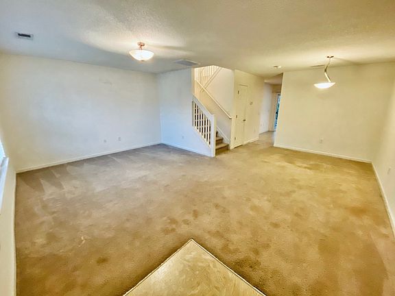 Living room_12182020