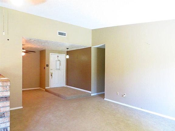 5th image of 4240 Willow Bend Ln