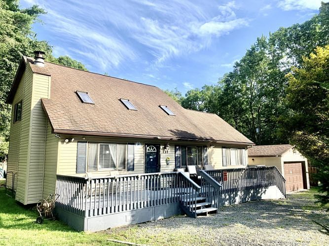 1st image of 133 Terrace Dr