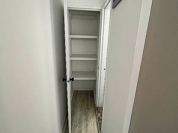 4th image of 1411 York Ave #4D