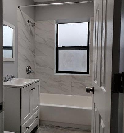 5th image of 4611.5 S Drexel Ave #2B