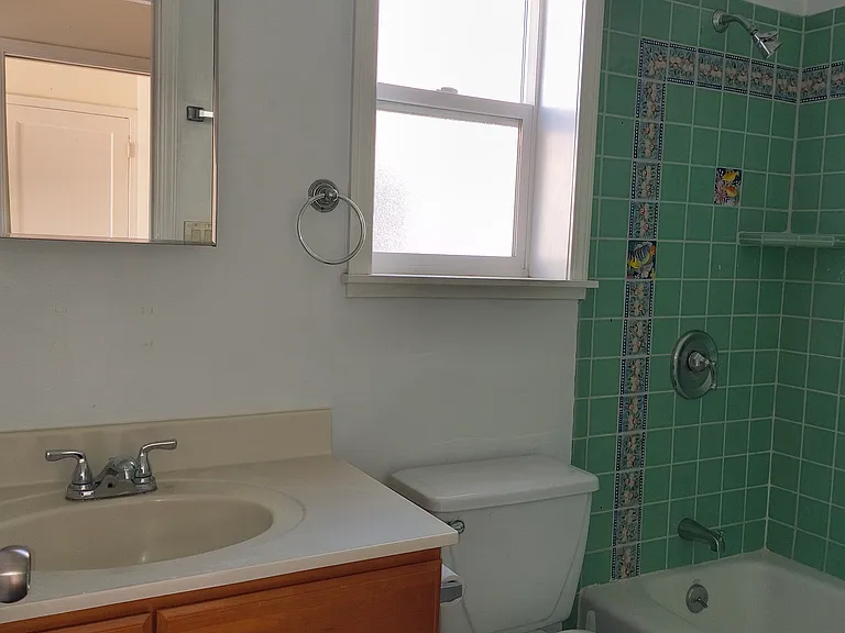 33 Grove St — Photo 33