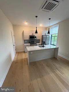 649 N 15th St #3 — Photo 6