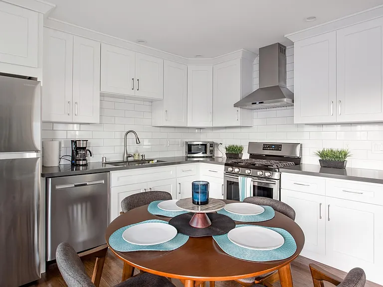 3982 S Wilton Pl — Photo 3