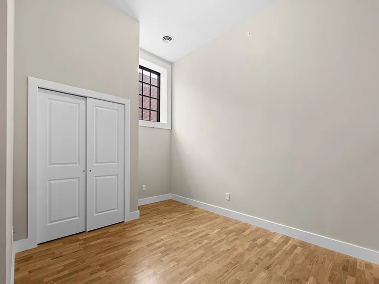 St. Agnes Apartments — Photo 12