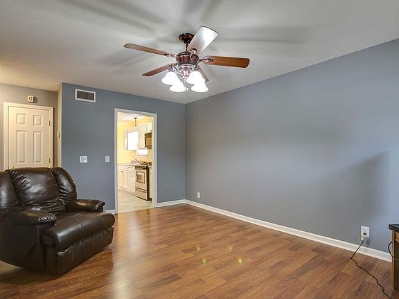 4th image of 1547 James Gafford Dr