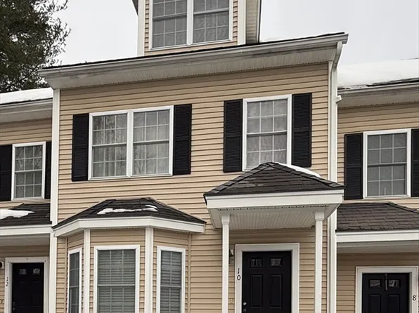 10 Birchbrush Ln #10, Worcester, MA 01606