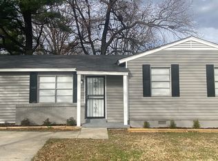 862 Western Park Dr, Memphis, TN 38109